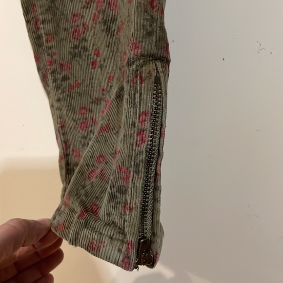Maison Scotch Floral Print Corduroy Pants Size 31 - Picture 6 of 16